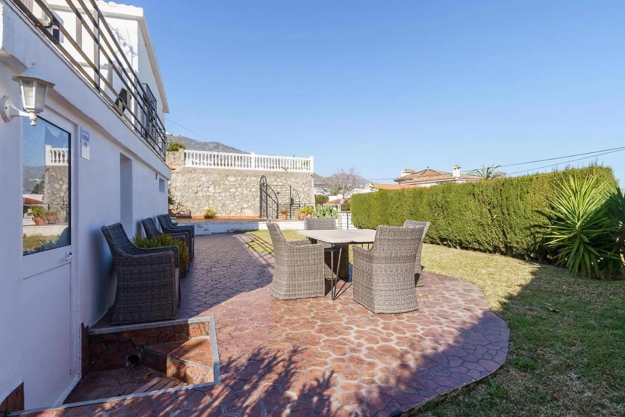 פואנגירולה Villa Torreblanca בית נופש